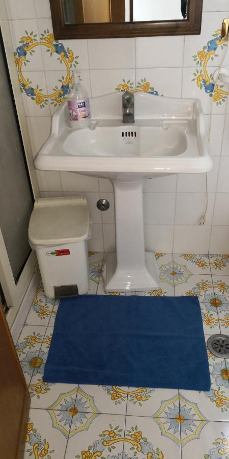 "Villa Pompei" Camere Familiari מראה חיצוני תמונה